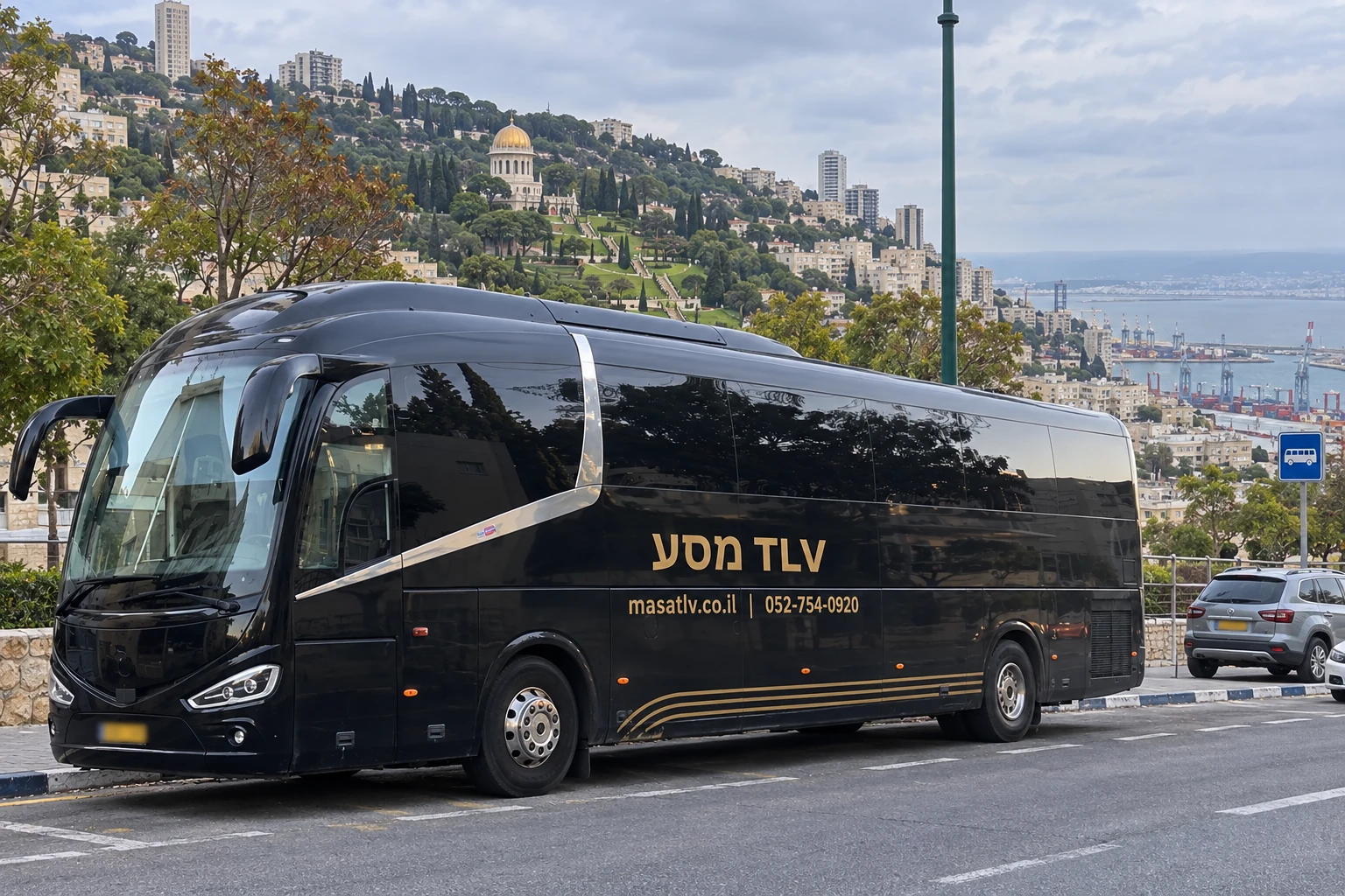 הדמיית אוטובוס מסע TLV שחור באזור חיפה